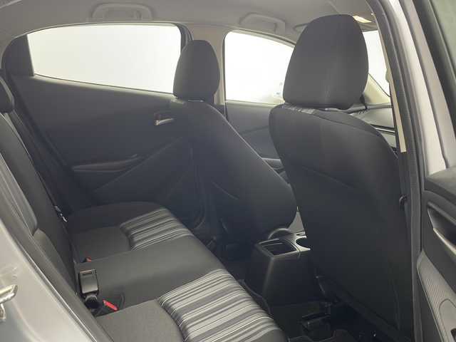 マツダ マツダ２ 15S 兵庫県 2020(令2)年 6.7万km ソニックシルバーM ・純正ナビ/BT/USB/AppleCarPlay/Android Auto)/・バックカメラ/・ビルトインETC/・i-ACTIVSENSE/・スマートシティブレーキサポート/・車線逸脱警報システム/・ブラインドスポットモニター/・パーキングセンサー/・LEDライト/・オートライト/・オートワイパー/・スマートキー/・スペアキー