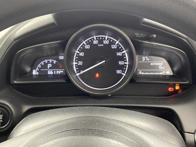 マツダ マツダ２ 15S 兵庫県 2020(令2)年 6.7万km ソニックシルバーM ・純正ナビ/BT/USB/AppleCarPlay/Android Auto)/・バックカメラ/・ビルトインETC/・i-ACTIVSENSE/・スマートシティブレーキサポート/・車線逸脱警報システム/・ブラインドスポットモニター/・パーキングセンサー/・LEDライト/・オートライト/・オートワイパー/・スマートキー/・スペアキー