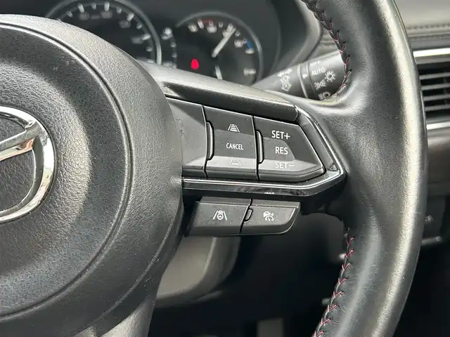 マツダ ＣＸ－５ XD ブラックトーンエディション 岡山県 2022(令4)年 4.5万km ソウルレッドクリスタルM 純正10.25インチセンターディスプレイ/Bluetooth、AM、FM/Apple Carplay、Android　Auto/全方位カメラ/運転席メモリーシート/パワーシート/ワイヤレス充電/前席シートヒーター/ステアリングヒーター/ハンズフリー機能付きパワーバックドア/アドバンスドスマートシティブレーキアシスト/スマートシティブブレーキサポート/AT誤発進抑制制御/レーダークルーズコントロール/車線逸脱警報システム/ブラインドスポットモニタリング/ドライバーアテンションアラート/リアパーキングセンサー/アダブティブLEDヘッドライト/レーンキープアシストシステム/交通標識認識システム