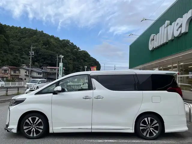 トヨタ アルファード S Cパッケージ 岐阜県 2022(令4)年 4万km ホワイトパールクリスタルシャイン ワンオーナー/サンルーフ/モデリスタエアロ/フリップダウンモニター/純正ディスプレイオーディオ/【Bluetooth．AM/FM】/レザーシート/パワーシート/シートメモリ/シートヒーター/エアーシート/ステアリングヒーター/両側パワースライドドア/パワーバックドア/コーナーセンサー/クルーズコントロール追従走行有/車両接近通報装置/100V充電/デジタルインナーミラー/オットマン/スマートキー/LEDヘッドライト/ビルトインETC/ドライブレコーダー/バックカメラ/取扱説明書/保証書/スペアキー