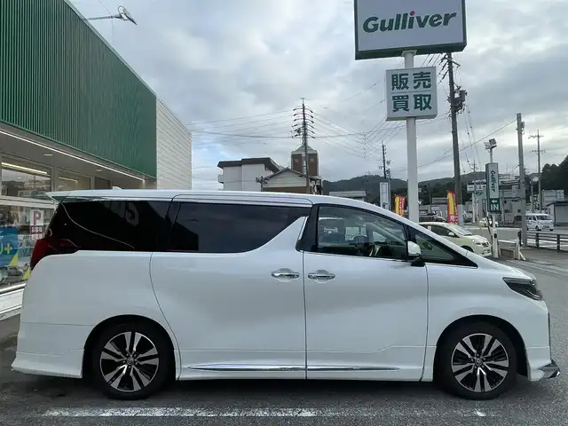 トヨタ アルファード S Cパッケージ 岐阜県 2022(令4)年 4万km ホワイトパールクリスタルシャイン ワンオーナー/サンルーフ/モデリスタエアロ/フリップダウンモニター/純正ディスプレイオーディオ/【Bluetooth．AM/FM】/レザーシート/パワーシート/シートメモリ/シートヒーター/エアーシート/ステアリングヒーター/両側パワースライドドア/パワーバックドア/コーナーセンサー/クルーズコントロール追従走行有/車両接近通報装置/100V充電/デジタルインナーミラー/オットマン/スマートキー/LEDヘッドライト/ビルトインETC/ドライブレコーダー/バックカメラ/取扱説明書/保証書/スペアキー