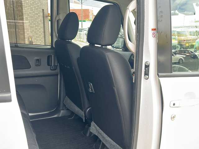 日産 デイズ ルークス ハイウェイスター Xターボ 静岡県 2019(平31)年 6.8万km ホワイトパール 純正ナビ/・CD/・DVD/・Bluetooth/・フルセグTV/・FM/AM/主要装備/・左側パワースライドドア/・エマージェンシーブレーキ/・アラウンドビューモニター/・ドライブレコーダー/・ハイビームアシスト/・アイドリングストップ/・横滑り防止装置/・オートエアコン/・レーンキープアシスト/・リヤシーリングファン