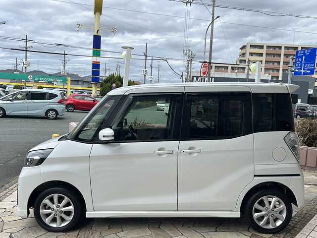 日産 デイズ ルークス ハイウェイスター Xターボ 静岡県 2019(平31)年 6.8万km ホワイトパール 純正ナビ/・CD/・DVD/・Bluetooth/・フルセグTV/・FM/AM/主要装備/・左側パワースライドドア/・エマージェンシーブレーキ/・アラウンドビューモニター/・ドライブレコーダー/・ハイビームアシスト/・アイドリングストップ/・横滑り防止装置/・オートエアコン/・レーンキープアシスト/・リヤシーリングファン