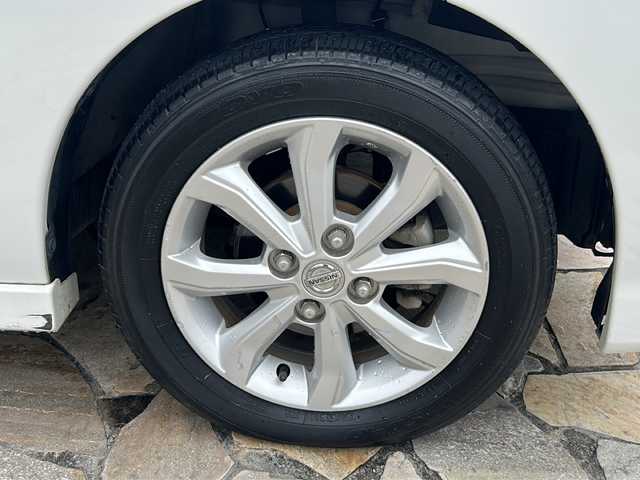 日産 デイズ ルークス ハイウェイスター Xターボ 静岡県 2019(平31)年 6.8万km ホワイトパール 純正ナビ/・CD/・DVD/・Bluetooth/・フルセグTV/・FM/AM/主要装備/・左側パワースライドドア/・エマージェンシーブレーキ/・アラウンドビューモニター/・ドライブレコーダー/・ハイビームアシスト/・アイドリングストップ/・横滑り防止装置/・オートエアコン/・レーンキープアシスト/・リヤシーリングファン