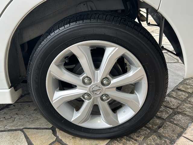 日産 デイズ ルークス ハイウェイスター Xターボ 静岡県 2019(平31)年 6.8万km ホワイトパール 純正ナビ/・CD/・DVD/・Bluetooth/・フルセグTV/・FM/AM/主要装備/・左側パワースライドドア/・エマージェンシーブレーキ/・アラウンドビューモニター/・ドライブレコーダー/・ハイビームアシスト/・アイドリングストップ/・横滑り防止装置/・オートエアコン/・レーンキープアシスト/・リヤシーリングファン