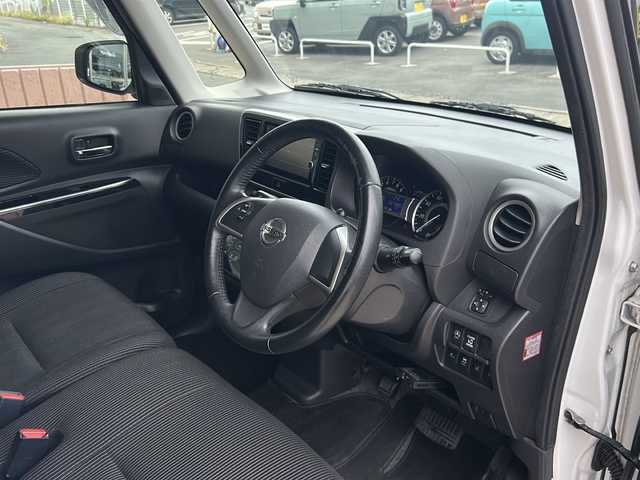 日産 デイズ ルークス ハイウェイスター Xターボ 静岡県 2019(平31)年 6.8万km ホワイトパール 純正ナビ/・CD/・DVD/・Bluetooth/・フルセグTV/・FM/AM/主要装備/・左側パワースライドドア/・エマージェンシーブレーキ/・アラウンドビューモニター/・ドライブレコーダー/・ハイビームアシスト/・アイドリングストップ/・横滑り防止装置/・オートエアコン/・レーンキープアシスト/・リヤシーリングファン