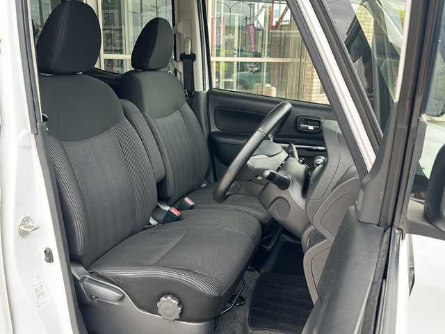 日産 デイズ ルークス ハイウェイスター Xターボ 静岡県 2019(平31)年 6.8万km ホワイトパール 純正ナビ/・CD/・DVD/・Bluetooth/・フルセグTV/・FM/AM/主要装備/・左側パワースライドドア/・エマージェンシーブレーキ/・アラウンドビューモニター/・ドライブレコーダー/・ハイビームアシスト/・アイドリングストップ/・横滑り防止装置/・オートエアコン/・レーンキープアシスト/・リヤシーリングファン