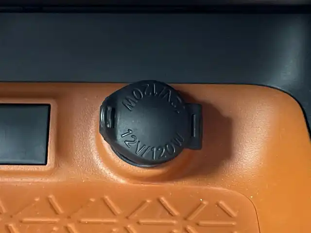 トヨタ ＲＡＶ４ アドベンチャー 埼玉県 2019(平31)年 1.7万km アーバンカーキ 純正９インチナビ　バックカメラ　ＢＳＭ　ＥＴＣ　ドライブレコーダー　セーフティセンス　レーダークルーズコントロール　デジタルインナーミラー　純正アルミホイール　オートハイビーム　ＬＥＤライト　地デジ