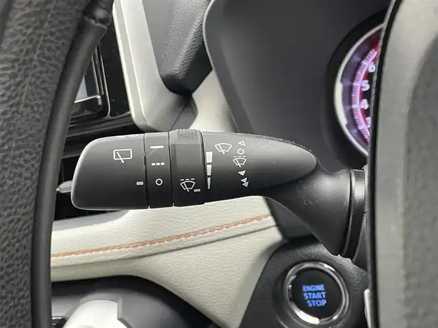トヨタ ＲＡＶ４ アドベンチャー 埼玉県 2019(平31)年 1.7万km アーバンカーキ 純正９インチナビ　バックカメラ　ＢＳＭ　ＥＴＣ　ドライブレコーダー　セーフティセンス　レーダークルーズコントロール　デジタルインナーミラー　純正アルミホイール　オートハイビーム　ＬＥＤライト　地デジ