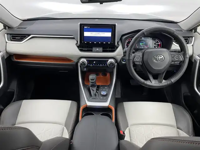 トヨタ ＲＡＶ４ アドベンチャー 埼玉県 2019(平31)年 1.7万km アーバンカーキ 純正９インチナビ　バックカメラ　ＢＳＭ　ＥＴＣ　ドライブレコーダー　セーフティセンス　レーダークルーズコントロール　デジタルインナーミラー　純正アルミホイール　オートハイビーム　ＬＥＤライト　地デジ