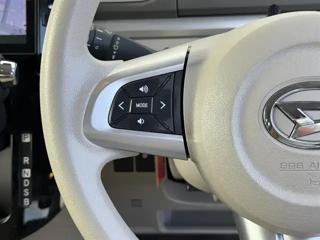 ダイハツ タント X ホワイトアクセント SAⅢ 兵庫県 2017(平29)年 7.1万km ホワイト/ライトローズマイカメタリックⅡ 2トーン 純正8インチナビ(NSZN-X67D)/(CD/DVD/BT/SD/USB/HDMI)/フルセグTV/バックカメラ/ETC/両側パワースライドドア/衝突軽減ブレーキ/後方コーナーセンサー/運転席シートヒーター/LEDヘッドライト/オートライト/オートハイビーム/ステアリングリモコン/電動格納ミラー/オートリトラミラー/スマートキー/純正ドアバイザー/純正フロアマット