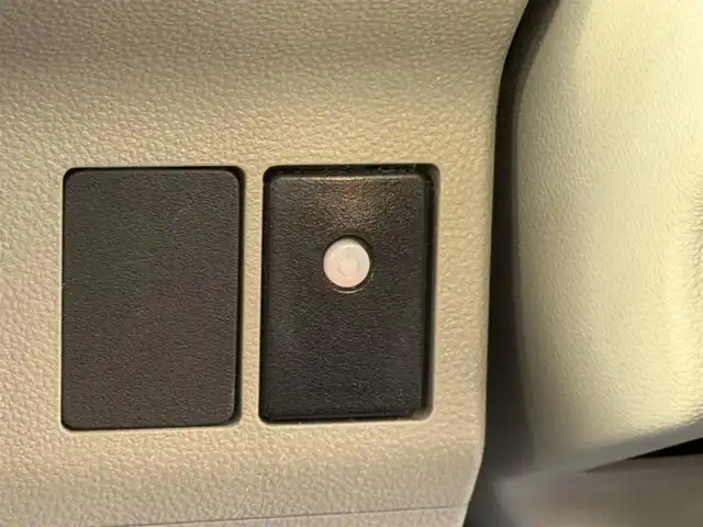 ダイハツ タント X ホワイトアクセント SAⅢ 兵庫県 2017(平29)年 7.1万km ホワイト/ライトローズマイカメタリックⅡ 2トーン 純正8インチナビ(NSZN-X67D)/(CD/DVD/BT/SD/USB/HDMI)/フルセグTV/バックカメラ/ETC/両側パワースライドドア/衝突軽減ブレーキ/後方コーナーセンサー/運転席シートヒーター/LEDヘッドライト/オートライト/オートハイビーム/ステアリングリモコン/電動格納ミラー/オートリトラミラー/スマートキー/純正ドアバイザー/純正フロアマット