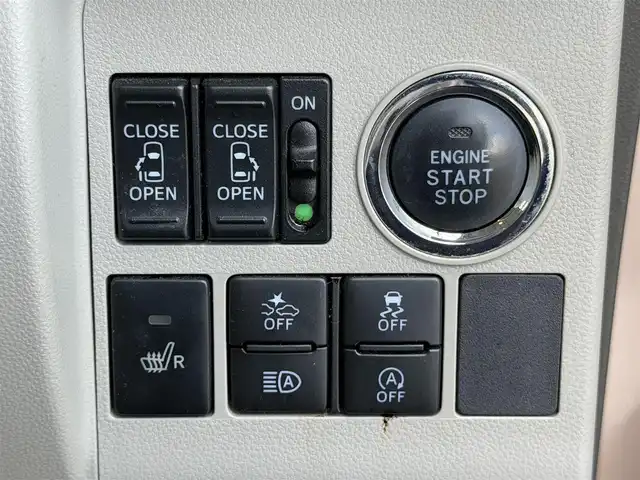 ダイハツ タント X ホワイトアクセント SAⅢ 兵庫県 2017(平29)年 7.1万km ホワイト/ライトローズマイカメタリックⅡ 2トーン 純正8インチナビ(NSZN-X67D)/(CD/DVD/BT/SD/USB/HDMI)/フルセグTV/バックカメラ/ETC/両側パワースライドドア/衝突軽減ブレーキ/後方コーナーセンサー/運転席シートヒーター/LEDヘッドライト/オートライト/オートハイビーム/ステアリングリモコン/電動格納ミラー/オートリトラミラー/スマートキー/純正ドアバイザー/純正フロアマット