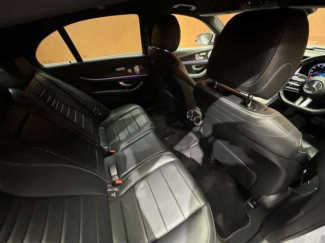 メルセデス・ベンツ Ｅ２２０ｄ スポーツ 千葉県 2021(令3)年 2.1万km ハイテックシルバー AMGインテリアパッケージ　/エクスクルーシブパッケージ　/Burmesterサウンド　/ACC　/黒革シート　/ナビ　/TV/360°CarPlay　/Bluetooth接続　/HUD　/シートヒーター　/電動トランク　/アクティブパーキング　/ハイビームアシストプラス　/ETC