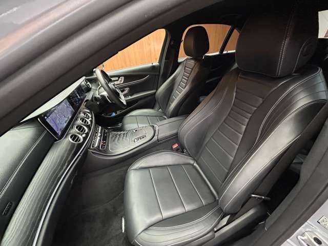 メルセデス・ベンツ Ｅ２２０ｄ スポーツ 千葉県 2021(令3)年 2.1万km ハイテックシルバー AMGインテリアパッケージ　/エクスクルーシブパッケージ　/Burmesterサウンド　/ACC　/黒革シート　/ナビ　/TV/360°CarPlay　/Bluetooth接続　/HUD　/シートヒーター　/電動トランク　/アクティブパーキング　/ハイビームアシストプラス　/ETC