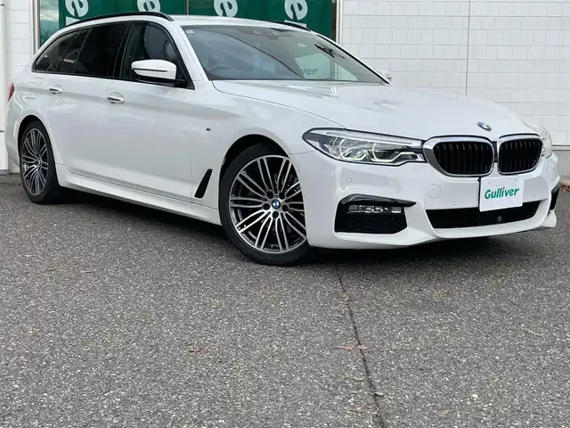 ＢＭＷ ５２３ｄ ツーリング Mスポーツ 新潟県 2018(平30)年 7.3万km 白 メモリナビ/フルセグテレビ/バックカメラ/アラウンドビューモニター/Bluetooth/ウィンカーミラー/オットマン/クルーズコントロール/プッシュスタート/ブラインドスポットモニター/コーナーセンサー/ブレーキホールド/電動パーキングブレーキ/全席シートヒーター/シートメモリー/運転助手席パワーシート/ETC/前後ドライブレコーダー/パワーバックドア/スペアキー1個