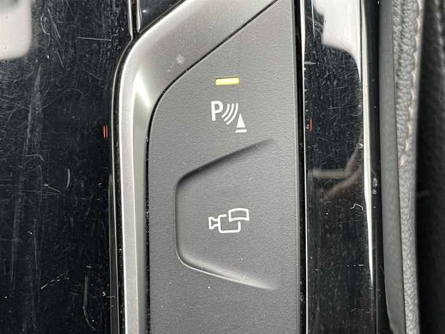 ＢＭＷ ５２３ｄ ツーリング Mスポーツ 新潟県 2018(平30)年 7.3万km 白 メモリナビ/フルセグテレビ/バックカメラ/アラウンドビューモニター/Bluetooth/ウィンカーミラー/オットマン/クルーズコントロール/プッシュスタート/ブラインドスポットモニター/コーナーセンサー/ブレーキホールド/電動パーキングブレーキ/全席シートヒーター/シートメモリー/運転助手席パワーシート/ETC/前後ドライブレコーダー/パワーバックドア/スペアキー1個