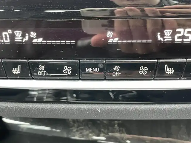 ＢＭＷ ５２３ｄ ツーリング Mスポーツ 新潟県 2018(平30)年 7.3万km 白 メモリナビ/フルセグテレビ/バックカメラ/アラウンドビューモニター/Bluetooth/ウィンカーミラー/オットマン/クルーズコントロール/プッシュスタート/ブラインドスポットモニター/コーナーセンサー/ブレーキホールド/電動パーキングブレーキ/全席シートヒーター/シートメモリー/運転助手席パワーシート/ETC/前後ドライブレコーダー/パワーバックドア/スペアキー1個