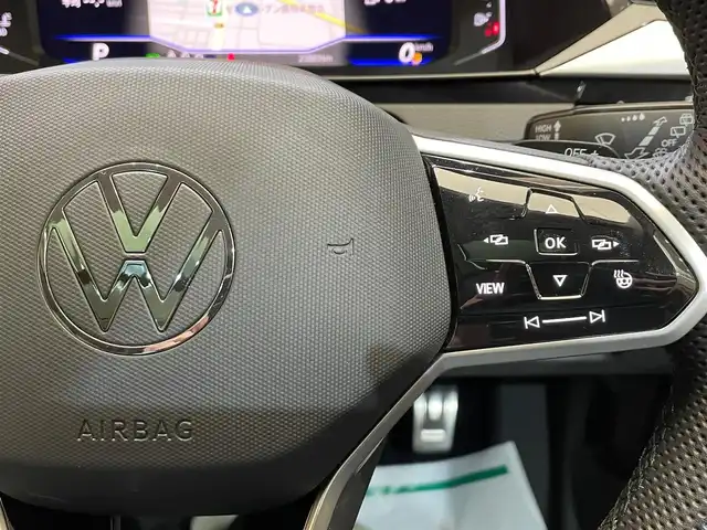 フォルクスワーゲン ＶＷ アルテオン SB TSI 4モーションエレガンス 岩手県 2021(令3)年 2.4万km ディープブラックパールエフェクト ワンオーナー/４WD/ラグジュアリーパッケージ/パノラマスライディングルーフ/ハーマンカードンプレミアムサウンドシステム/パークアシスト/全周囲モニター/パドルシフト/ヘッドアップディスプレイ/ワイヤレス充電器/オートマチックテールゲート/レザーシート/アダプティブクルーズコントロール/フロントアシスト・緊急自動ブレーキ/レーンアシスト・レーンチェンジアシスト/アクティブコーナリングライト/パワーシート・シートヒーター（前席）/ステアリングヒーター/H&Rローダウンスプリング/ETC2.0/純正ナビ/フルセグTV/Bluetooth接続/LEDヘッドライト/純正２０インチアルミホイール