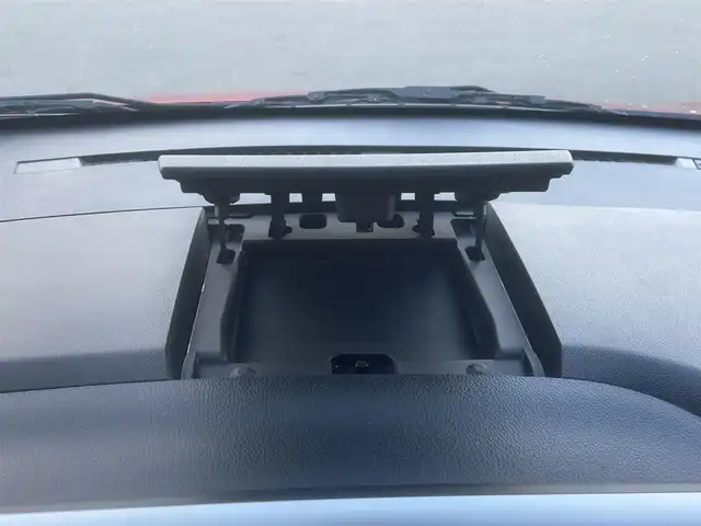 日産 デイズ ルークス ハイウェイスター Gターボ 福岡県 2020(令2)年 6.8万km スパークリングレッド/ブラック ワンオーナー/純正ナビ/・Bluetooth/CD/DVD/・フルセグTV/パワースライドドア(両側)/アラウンドビューモニター/ETC/ドライブレコーダー/クルーズコントロール/ソナー機能/インテリジェントエマージェンシーブレーキ/踏み間違い防止アシスト/車線逸脱警報/ビークルダイナミクスコントロール/IC付ターボ/LEDヘッドランプ/ハイビームアシスト/本革巻きステアリング/スエード調クロスシート/オーバヘッドコンソール/サンシェード/純正15インチアルミホイール/インテリジェントキー/プッシュエンジンスターター/イモビライザー/保証書/取扱説明書