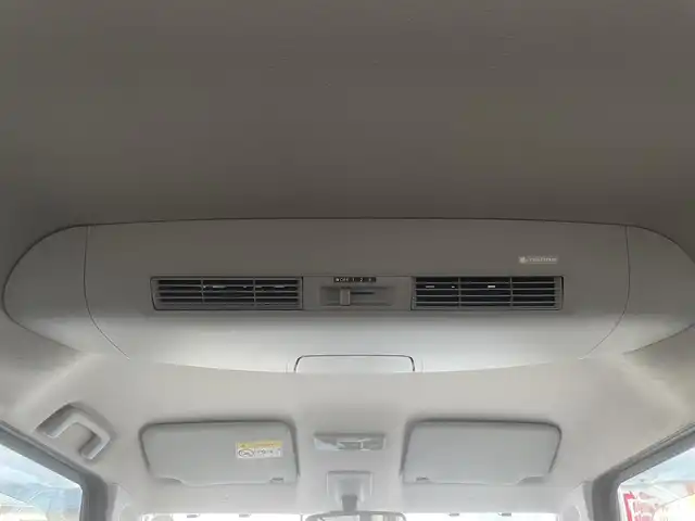 日産 デイズ ルークス ハイウェイスター Gターボ 福岡県 2020(令2)年 6.8万km スパークリングレッド/ブラック ワンオーナー/純正ナビ/・Bluetooth/CD/DVD/・フルセグTV/パワースライドドア(両側)/アラウンドビューモニター/ETC/ドライブレコーダー/クルーズコントロール/ソナー機能/インテリジェントエマージェンシーブレーキ/踏み間違い防止アシスト/車線逸脱警報/ビークルダイナミクスコントロール/IC付ターボ/LEDヘッドランプ/ハイビームアシスト/本革巻きステアリング/スエード調クロスシート/オーバヘッドコンソール/サンシェード/純正15インチアルミホイール/インテリジェントキー/プッシュエンジンスターター/イモビライザー/保証書/取扱説明書