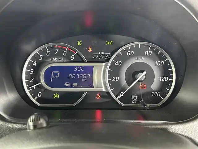 日産 デイズ ルークス ハイウェイスター Gターボ 佐賀県 2020(令2)年 6.8万km スパークリングレッド/ブラック 純正7インチナビ/Bluetooth/CD/DVD/フルセグTV/衝突被害軽減装置/両側パワースライドドア/全周囲カメラ/ETC/前方ドライブレコーダー/クルーズコントロール/クリアランスソナー/踏み間違い防止アシスト/車線逸脱警報/LEDヘッドライト/オートライト/オートマチックハイビーム/サンシェード/純正15インチアルミホイール/インテリジェントキー/プッシュエンジンスターター