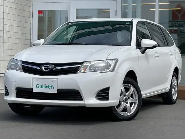 トヨタ カローラ フィールダー 1．5X 道央・札幌 2014(平26)年 8.7万km スーパーホワイトⅡ ・４WD/・寒冷地仕様/・社外ナビ/　CD＆USB＆TV/・バックカメラ/・ワイパー熱線/・電動格納ミラー/・ETC/・鉄ホイール＆冬タイヤ積込/・社外エンジンスターター/・純正フロアマット/・ウィンカーミラー/・リモコンキー/・カーテンエアバック