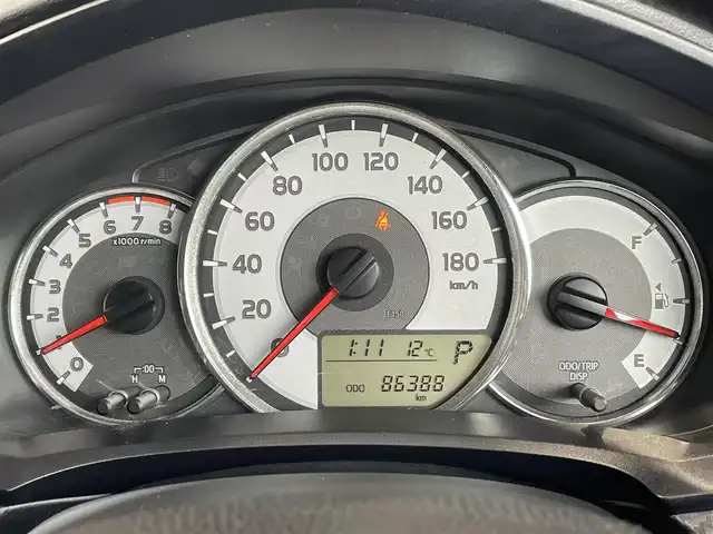 トヨタ カローラ フィールダー 1．5X 道央・札幌 2014(平26)年 8.7万km スーパーホワイトⅡ ・４WD/・寒冷地仕様/・社外ナビ/　CD＆USB＆TV/・バックカメラ/・ワイパー熱線/・電動格納ミラー/・ETC/・鉄ホイール＆冬タイヤ積込/・社外エンジンスターター/・純正フロアマット/・ウィンカーミラー/・リモコンキー/・カーテンエアバック