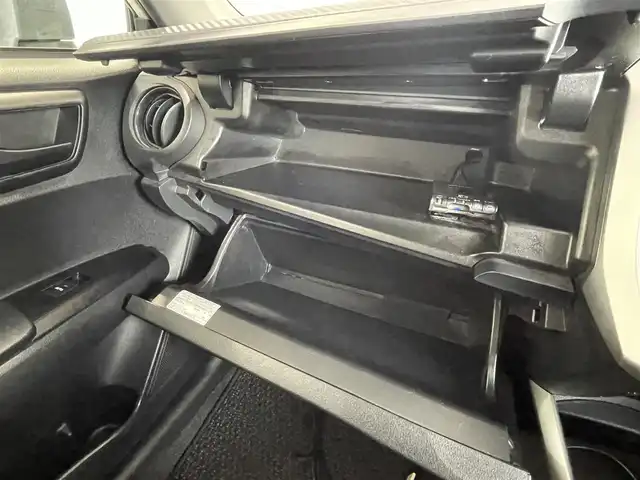 トヨタ カローラ フィールダー 1．5X 道央・札幌 2014(平26)年 8.7万km スーパーホワイトⅡ ・４WD/・寒冷地仕様/・社外ナビ/　CD＆USB＆TV/・バックカメラ/・ワイパー熱線/・電動格納ミラー/・ETC/・鉄ホイール＆冬タイヤ積込/・社外エンジンスターター/・純正フロアマット/・ウィンカーミラー/・リモコンキー/・カーテンエアバック