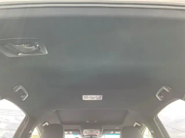 レクサス ＮＸ 300 Fスポーツ 静岡県 2018(平30)年 5.2万km ホワイトノーヴァガラスフレーク エンジンスタートボタン/パワーステアリング/パワーウィンドウ/保証書/取扱説明書/記録簿/MTモード付きAT/100V充電/アイドリングストップ/スマートキー/オートエアコン/クルーズコントロール/ETC2.0/USB入力端子/全方位カメラ/純正ナビ（CD.BT.フルセグ）/サンルーフ/電動リアゲート/ドライブレコーダー前後/D席N席パワーシート/D席N席シートヒーター/D席N席エアシート/レザーシート/純正フロアマット/純正18インチアルミホイール/ABS/横滑り防止装置/コーナーセンサー前後/レーンキープアシスト/オートライト/オートマチックハイビーム/W+サイトエアバック/衝突軽減システム/カーテンエアバック/ステアリングヒーター/BSM
