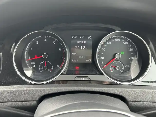 フォルクスワーゲン ゴルフ TSI ハイライン BMテクノ 島根県 2015(平27)年 8万km シルバー 純正ナビ　/フルセグＴＶ　/ＤＶＤ再生　/Ｂｌｕｅｔｏｏｔｈ接続　/前方ドライブレコーダー/ビルトインETC/バックカメラ/アダプティブクルーズコントロール　/オートブレーキホールド/衝突軽減ブレーキ/レーンアシスト　/パドルシフト/横滑り防止装置　/アイドリングストップ/スマートキー　/プッシュスタート　/純正17インチＡＷ　/純正フロアマット
