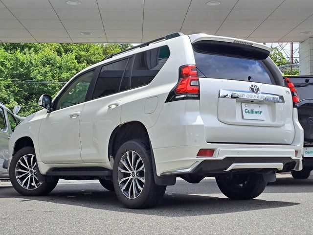 トヨタ ランドクルーザー プラド TX Lパッケージ 大阪府 2021(令3)年 2.5万km ホワイトパールクリスタルシャイン /禁煙車//モデリスタエアロ(F.R)//ムーンルーフ//オプション19インチアルミホイール//アルパイン9インチナビ/・CD・DVD・FM・AM・SD・BT・フルセグTV//ニュートラルベージュ本革シート//シートヒーター・エアシート//ルーフレールブラック//レーダークルーズコントロール//LDA//LEDヘッドライト//オートマチックハイビーム//ヘッドランプクリーナー//保証書//取扱説明書//スペアキー