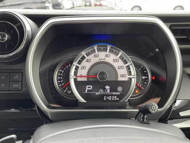 スズキ スペーシア カスタム HYBRID XS ターボ 岩手県 2018(平30)年 2.3万km ピュアホワイトP ヘッドアップディスプレイ/純正8ナビ/AM/FM/CD/Bluetooth/フルセグTV/バックカメラ/全方位カメラ/ETC/両側パワースライドドア/クルーズコントロール/衝突被害軽減ブレーキ/レーンキープアシスト/横滑り防止装置/コーナーセンサー/アイドリングストップ/シートヒーター/オートライト/LEDヘッドライト/フォグランプ/スマートキー/プッシュスタート/電動格納ミラー/純正15インチAW/純正フロアマット/保証書/取扱説明書
