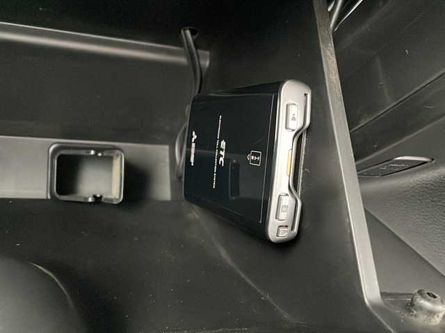 スズキ スペーシア カスタム HYBRID XS ターボ 岩手県 2018(平30)年 2.3万km ピュアホワイトP ヘッドアップディスプレイ/純正8ナビ/AM/FM/CD/Bluetooth/フルセグTV/バックカメラ/全方位カメラ/ETC/両側パワースライドドア/クルーズコントロール/衝突被害軽減ブレーキ/レーンキープアシスト/横滑り防止装置/コーナーセンサー/アイドリングストップ/シートヒーター/オートライト/LEDヘッドライト/フォグランプ/スマートキー/プッシュスタート/電動格納ミラー/純正15インチAW/純正フロアマット/保証書/取扱説明書