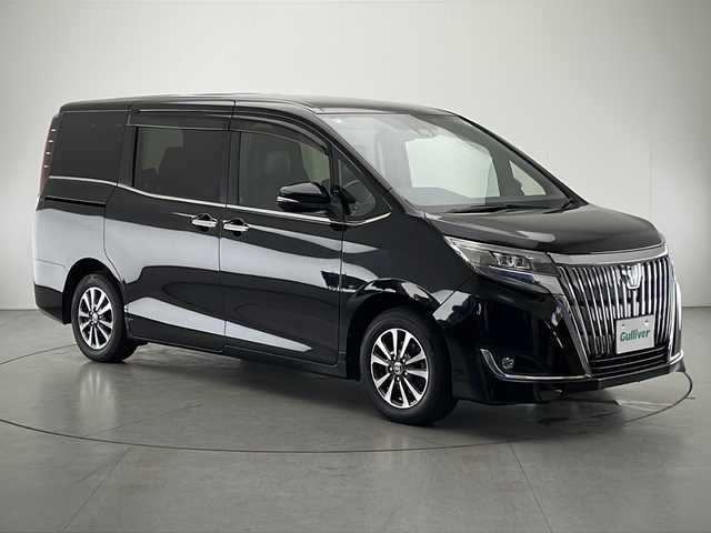 トヨタ エスクァイア Gi 宮崎県 2020(令2)年 5.5万km ブラック 禁煙車/トヨタセーフティセンス/純正9型ナビTV/（NSZT-Y68T/CD/DVD/Bluetooth/フルセグTV)/純正12.1型リアフリップダウンモニター/（V12T-R68C)/純正バックカメラ/純正ビルトインETC/純正ドライブレコーダー/純正LEDオートライト/純正LEDフォグ/純正15インチアルミ/純正フロアマット/両側電動スライドドア/クルーズコントロール/プリクラッシュセーフティ/オートマチックハイビーム/レーンディパーチャーアラート/クリアランスソナー/黒レザーシート/前席シートヒーター/ウインカードアミラー/ウッドコンビ本革巻ハンドル/オート電動格納ミラー/Wオートエアコン/スマートキー/プッシュエンジンスタート/新車時保証書/取扱い説明書