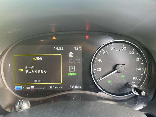 日産 キックス X ツートーンインテリアED 神奈川県 2021(令3)年 6.4万km ピュアブラック ワンオーナー/純正ディーラーナビ/(CD/DVD/SD/USB/BT/ワンセグTV)/全方位カメラ/プロパイロット/衝突被害軽減ブレーキ/レーンキープアシスト/クリアランスソナー/オートハイビーム/レーダークルーズコントロール/合皮シート/D/N席シートヒーター/ステアリングヒーター/デジタルインナーミラー/ルーフレール/ETC/前方ドライブレコーダー/純正フロアマット/純正ドアバイザー/ISOFIX/冬タイヤ積込/スペアキー×1/保証書/取扱説明書