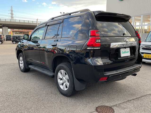 トヨタ ランドクルーザー プラド TX 石川県 2021(令3)年 1.9万km ブラック ４ＷＤ　社外９型ナビ　フルセグＴＶ　バックカメラ　ＬＥＤヘッドライト　ＥＴＣ　シートカバー　トヨタセーフティセンス　レーダークルーズ　クリアランスソナー　スペアタイヤ