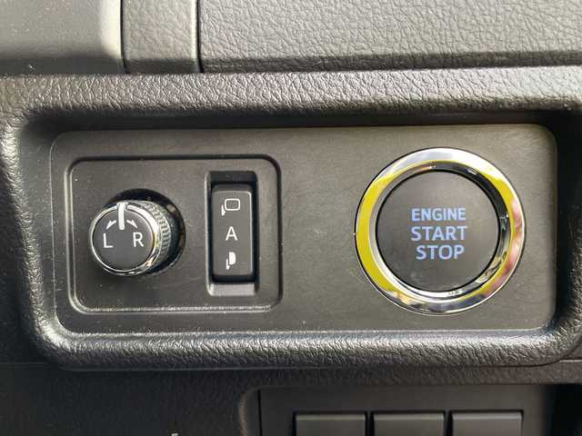 トヨタ ランドクルーザー プラド TX 石川県 2021(令3)年 1.9万km ブラック ４ＷＤ　社外９型ナビ　フルセグＴＶ　バックカメラ　ＬＥＤヘッドライト　ＥＴＣ　シートカバー　トヨタセーフティセンス　レーダークルーズ　クリアランスソナー　スペアタイヤ