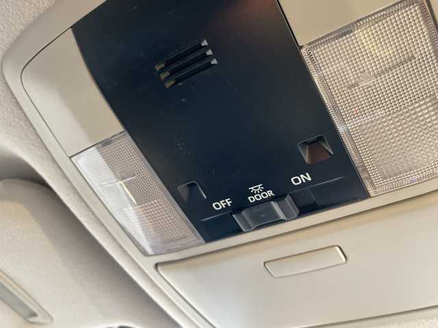 トヨタ ランドクルーザー プラド TX 石川県 2021(令3)年 1.9万km ブラック ４ＷＤ　社外９型ナビ　フルセグＴＶ　バックカメラ　ＬＥＤヘッドライト　ＥＴＣ　シートカバー　トヨタセーフティセンス　レーダークルーズ　クリアランスソナー　スペアタイヤ