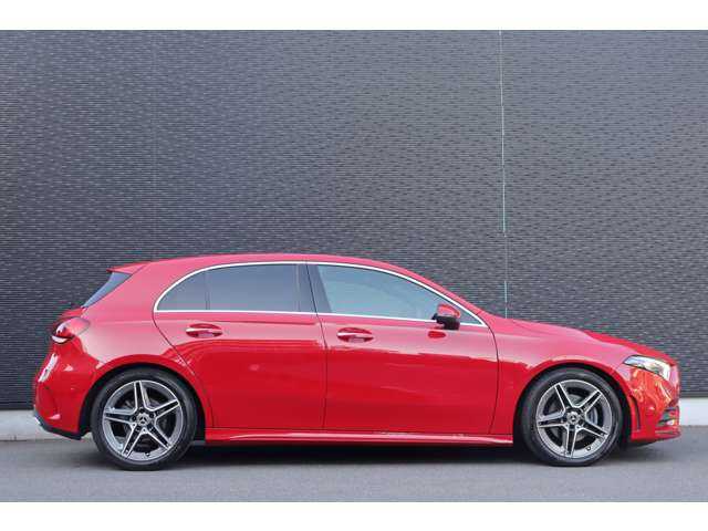 メルセデス・ベンツ Ａ１８０ AMGライン 大分県 2020(令2)年 2.1万km ジュピターレッド ワンオーナー/アダプティブクルーズコントロール/ブラインドスポットモニター/純正ナビ/ＣａｒＰｌａｙ/地デジ/Bluetooth/ワイヤレス充電/バックカメラ/ハーフレザー/シートヒーター/パワーシート/ＬＥＤヘッドライト/オートハイビーム/純正１８インチＡＷ/ＥＴＣ