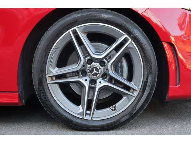 メルセデス・ベンツ Ａ１８０ AMGライン 大分県 2020(令2)年 2.1万km ジュピターレッド ワンオーナー/アダプティブクルーズコントロール/ブラインドスポットモニター/純正ナビ/ＣａｒＰｌａｙ/地デジ/Bluetooth/ワイヤレス充電/バックカメラ/ハーフレザー/シートヒーター/パワーシート/ＬＥＤヘッドライト/オートハイビーム/純正１８インチＡＷ/ＥＴＣ