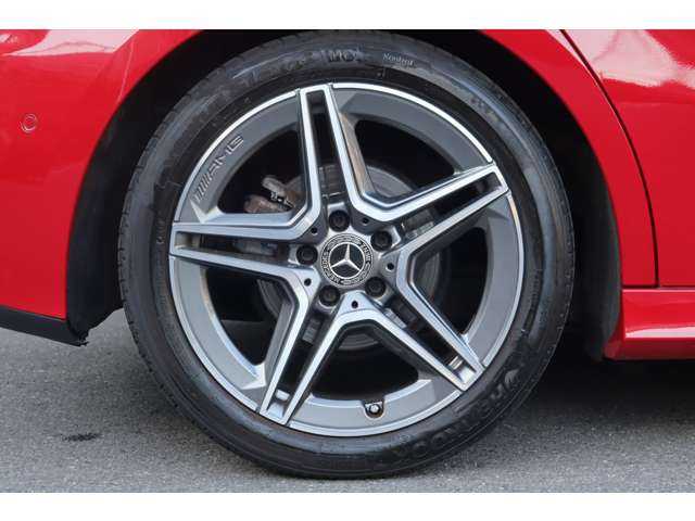 メルセデス・ベンツ Ａ１８０ AMGライン 大分県 2020(令2)年 2.1万km ジュピターレッド ワンオーナー/アダプティブクルーズコントロール/ブラインドスポットモニター/純正ナビ/ＣａｒＰｌａｙ/地デジ/Bluetooth/ワイヤレス充電/バックカメラ/ハーフレザー/シートヒーター/パワーシート/ＬＥＤヘッドライト/オートハイビーム/純正１８インチＡＷ/ＥＴＣ