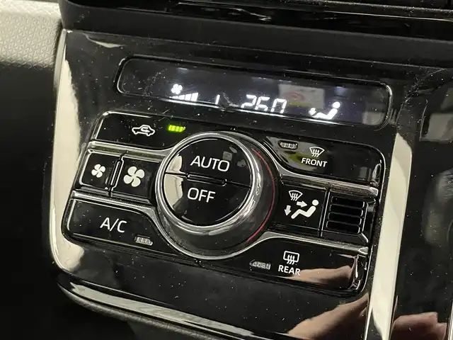 ダイハツ タント カスタム RS スタイルセレクション 滋賀県 2021(令3)年 2.4万km ファイアークォーツレッドM 純正7インチナビ/【Bluetooth/CD/DVD/フルセグTV】/ハーフレザーシート/両側パワースライドドア/全方位カメラ/追従クルーズコントロール/クリアランスソナー/LEDヘッドライト/オートマチックハイビーム/レーンキープアシスト/衝突被害軽減ブレーキ/前方ドライブレコーダー/D/Nシートヒーター/ビルトインETC/プッシュスタート/スマートキー/ステアリングリモコン