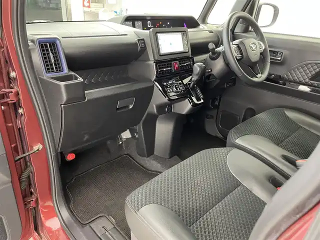 ダイハツ タント カスタム RS スタイルセレクション 滋賀県 2021(令3)年 2.4万km ファイアークォーツレッドM 純正7インチナビ/【Bluetooth/CD/DVD/フルセグTV】/ハーフレザーシート/両側パワースライドドア/全方位カメラ/追従クルーズコントロール/クリアランスソナー/LEDヘッドライト/オートマチックハイビーム/レーンキープアシスト/衝突被害軽減ブレーキ/前方ドライブレコーダー/D/Nシートヒーター/ビルトインETC/プッシュスタート/スマートキー/ステアリングリモコン