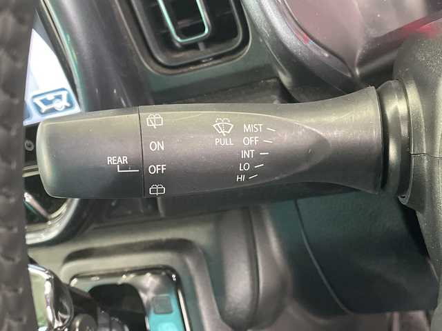 スズキ ハスラー Jスタイル 栃木県 2021(令3)年 3.5万km フェニックスレッドパール/ホワイト2トーンルーフ 9インチ純正ナビ/CD/フルセグ/Bluetooth/USB/バックカメラ/全方位カメラ/衝突軽減ブレーキ/車線逸脱警報/スズキセーフティーサポート/後方コーナーセンサー/ビルトインETC/シートヒーター/ルーフレール/禁煙車/赤２トーン/オートライト/LEDヘッドライト/横滑り防止装置/フォグランプ/スマートキー/プッシュスタート/アイドリングストップ/ステアリングスイッチ/革巻きステアリング/電動格納サイドミラー/純正アルミホイール/純正フロアマット