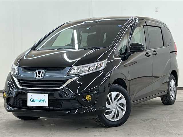 ホンダ フリード G ホンダセンシング 道東・釧路十勝 2017(平29)年 5.5万km クリスタルブラックパール 4WD/6人乗り/ワンオーナー/純正メモリーナビ/  (DVD/CD/フルセグTV/Bluetooth)/バックカメラ/ホンダセンシング/  衝突軽減ブレーキ(CMBS)/  誤発進抑制機能/  歩行者事故低減ステアリング/  路外逸脱抑制機能/  アダプティブクルーズコントロール(ACC)/  車線維持支援システム(LKAS)/  先行車発進お知らせ機能/  標識認識機能/両側パワースライドドア/前席シートヒーター/ロールサンシェード(スライドドア両側)/横滑り防止装置/ビルトインETC/ドライブレコーダー/アイドリングストップ/フロントワイパーデアイサー/ステアリングリモコン/フォグライト/電動格納ミラー/ウィンカーミラー/ミラーヒーター/純正フロアマット/ドアバイザー/スマートキー/エンジンプッシュスタート/スペアキー/保証書