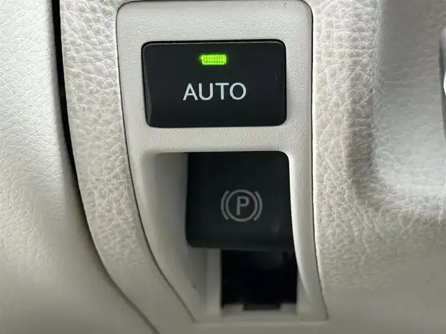 レクサス ＬＳ 600h バージョンL 道南・函館 2014(平26)年 8.4万km ホワイトパールクリスタルシャイン 純正ナビ/フルセグＴＶ/エンジンスターター/白レザーシート/サンルーフ/ＥＴＣ/クルーズコントロール/コーナーセンサー/ハンドルウォーマー/シートメモリー/シートヒーター/ベンチレーション/ヘッドライトウォッシャー/社外エアサス