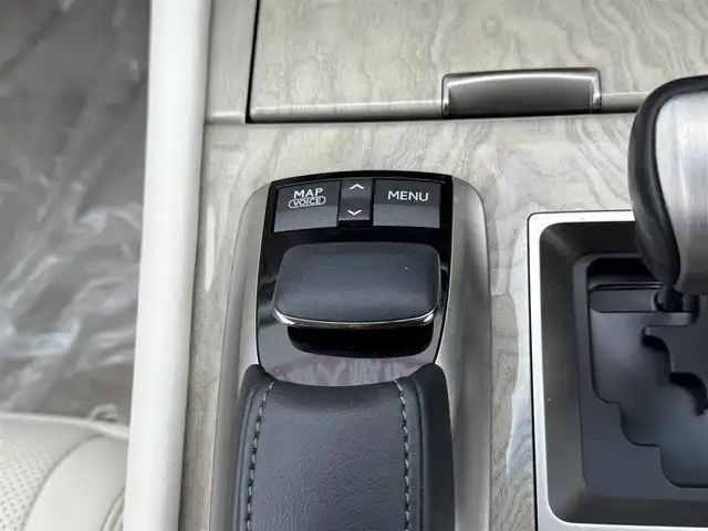 レクサス ＬＳ 600h バージョンL 道南・函館 2014(平26)年 8.4万km ホワイトパールクリスタルシャイン 純正ナビ/フルセグＴＶ/エンジンスターター/白レザーシート/サンルーフ/ＥＴＣ/クルーズコントロール/コーナーセンサー/ハンドルウォーマー/シートメモリー/シートヒーター/ベンチレーション/ヘッドライトウォッシャー/社外エアサス