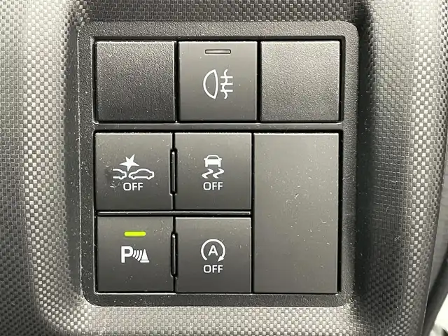 トヨタ ライズ Z 愛知県 2023(令5)年 1.1万km シャイニングホワイトパール 純正９型ナビ　フルセグＴＶ　Ｂｌｕｅｔｏｏｔｈ　全方位カメラ　シートヒーター　前後ドラレコ　スマアシIII　衝突軽減装置　追従クルコン　ＢＳＭ　コーナーセンサー　ＬＥＤオートライト　フォグランプ　禁煙車