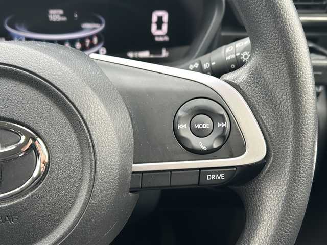 トヨタ ライズ G 秋田県 2022(令4)年 2万km スムースグレーマイカメタリック メモリナビ/BT、CD、DVD、TV/バックカメラ/前後ドライブレコーダー/前後コーナーセンサー/純正16インチAW/社外16インチAWスタッドレス積込み/４WD/取説、保証書